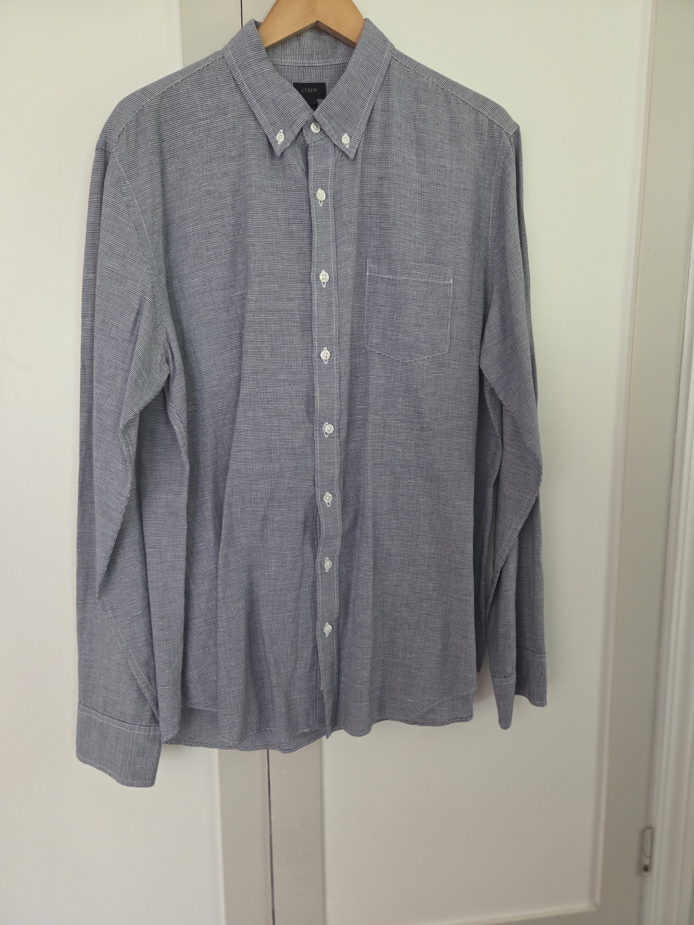 J. Crew Blue & White Linen Pattern Button-Down Shirt